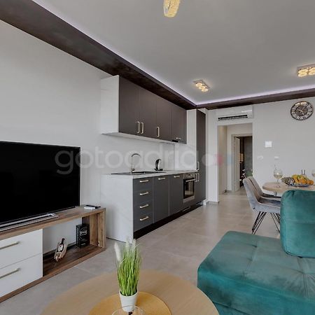 Luxury Seaview Apt Luki - Free Parking Makarska Dış mekan fotoğraf